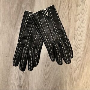 Merona Black VTG Gloves with White Stitch Detail